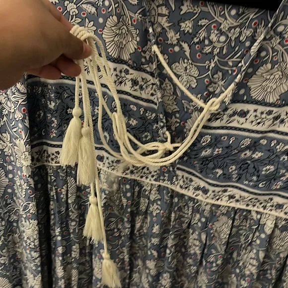 R Vivimos bohemian tassel dress Large - Picture 8 of 10